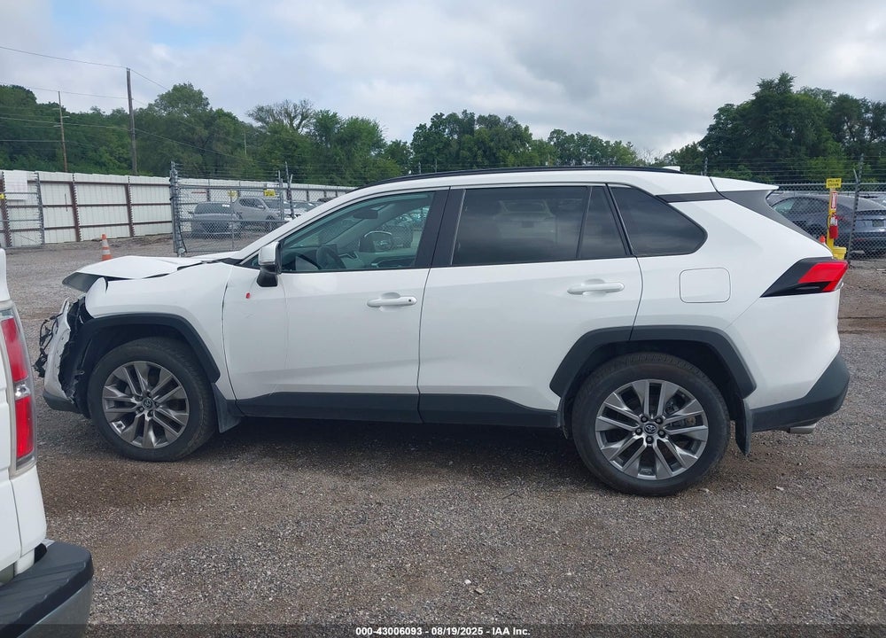 2019 TOYOTA RAV4 XLE PREMIUM VIN: 2T3A1RFV2KW075063