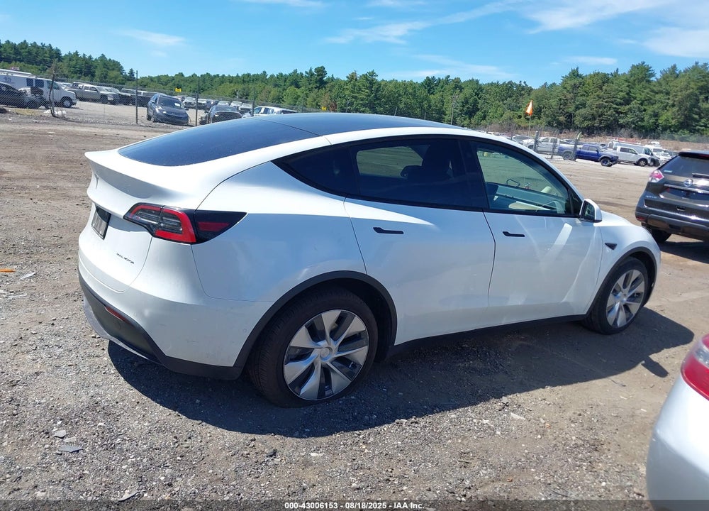 2021 TESLA MODEL Y VIN: 5YJYGDEE5MF083409