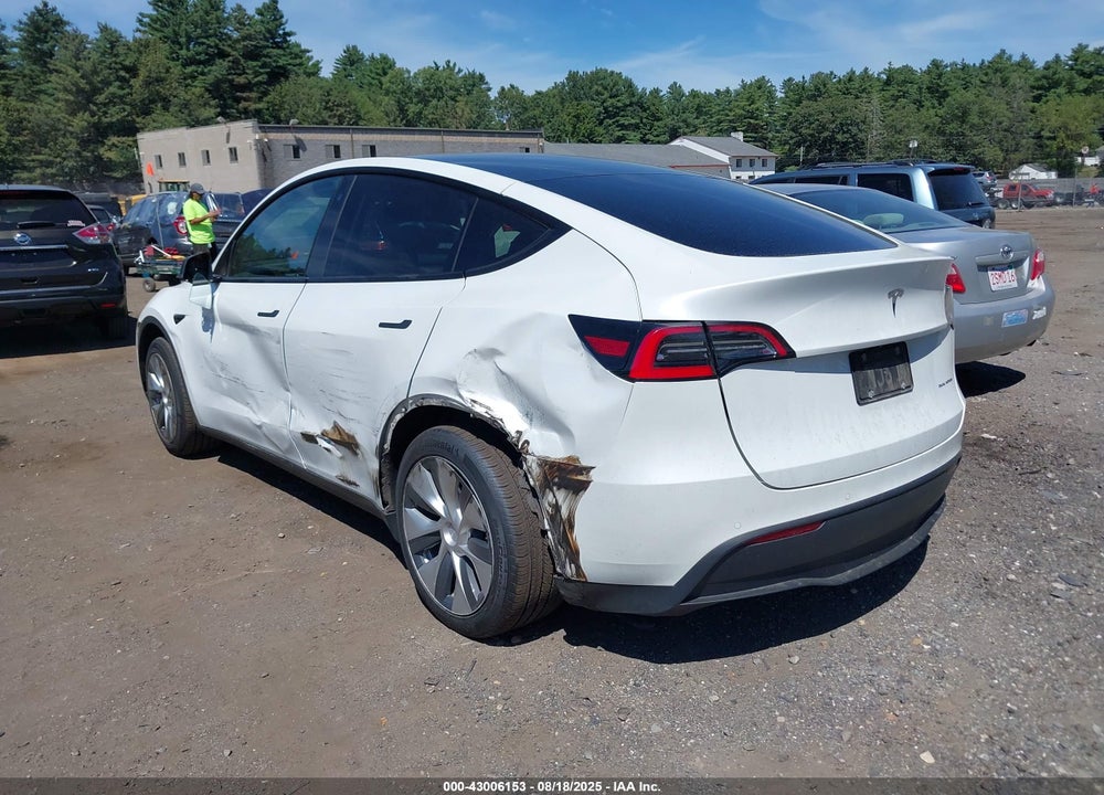 2021 TESLA MODEL Y VIN: 5YJYGDEE5MF083409