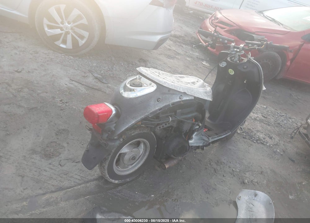 2004 YAMAHA XC125 V VIN: LPRSE13Y24A102072