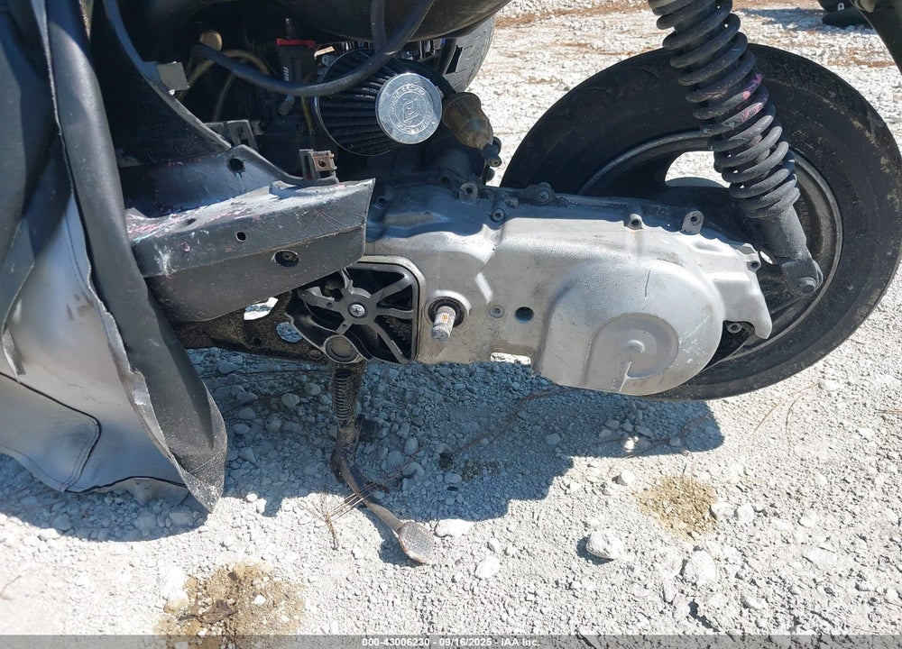 2004 YAMAHA XC125 V VIN: LPRSE13Y24A102072
