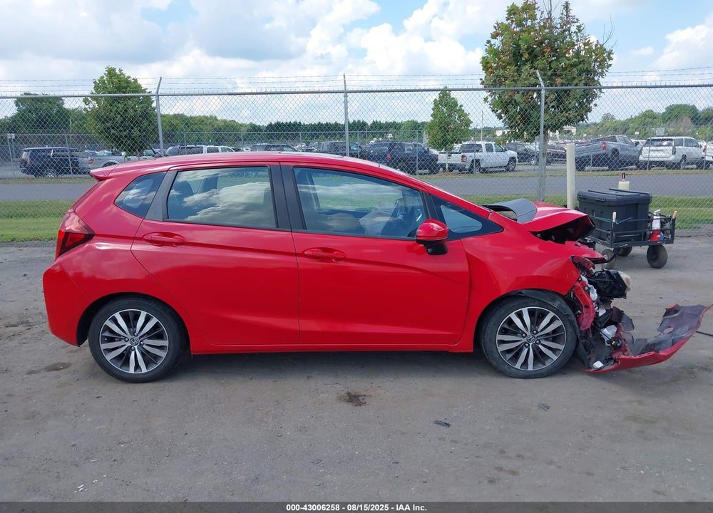 2016 HONDA FIT VIN: JHMGK5H73GX030455