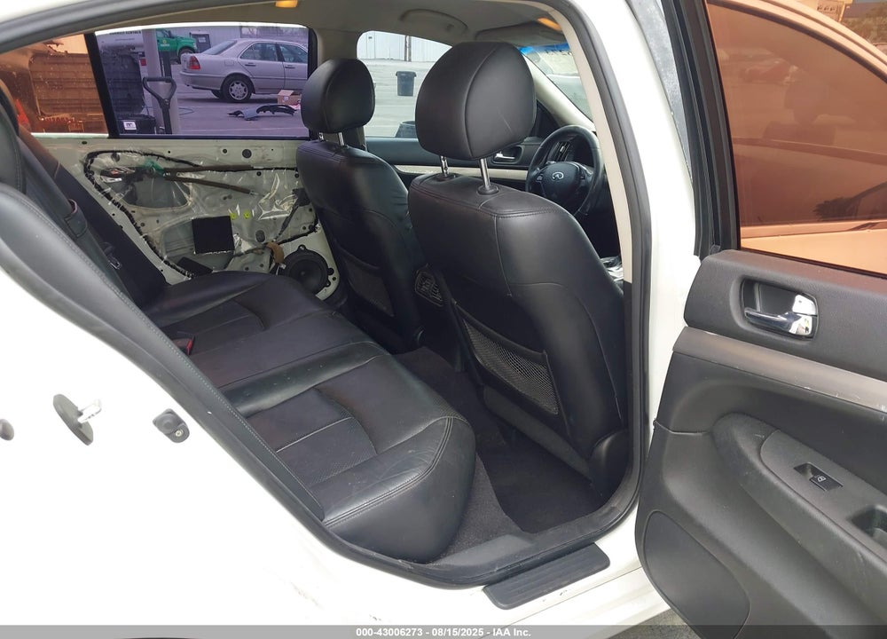 2011 INFINITI G37 JOURNEY VIN: JN1CV6AP9BM504445
