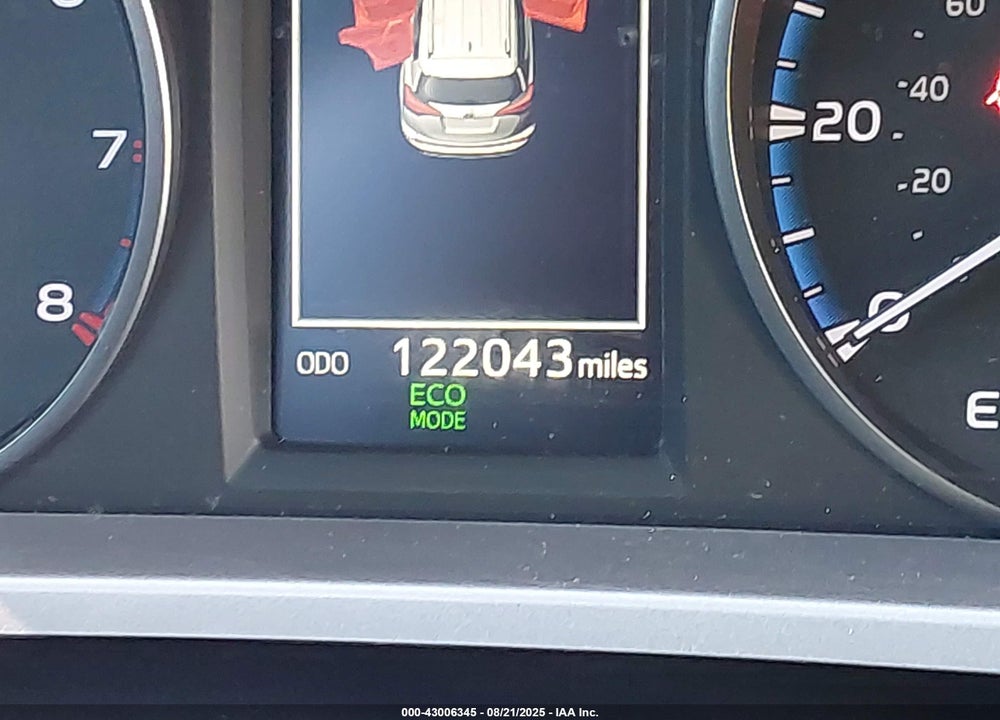 2018 TOYOTA RAV4 VIN: JTMBFREVXJJ738822