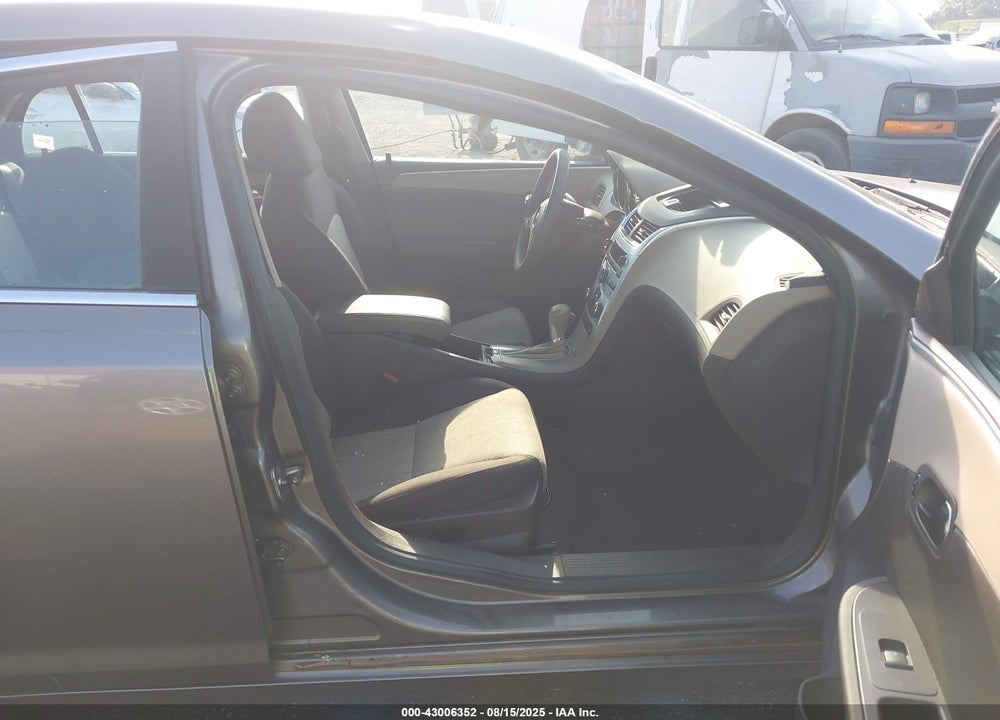 2011 CHEVROLET MALIBU VIN: 1G1ZB5E1XBF293771