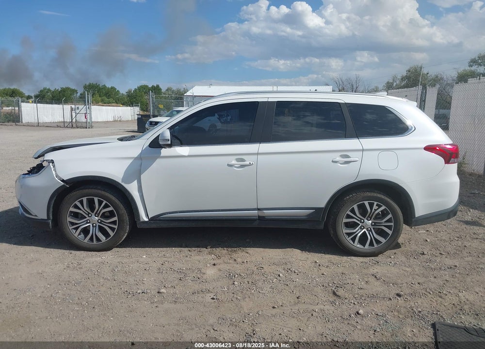 2018 MITSUBISHI OUTLANDER SEL VIN: JA4AZ3A39JZ050181