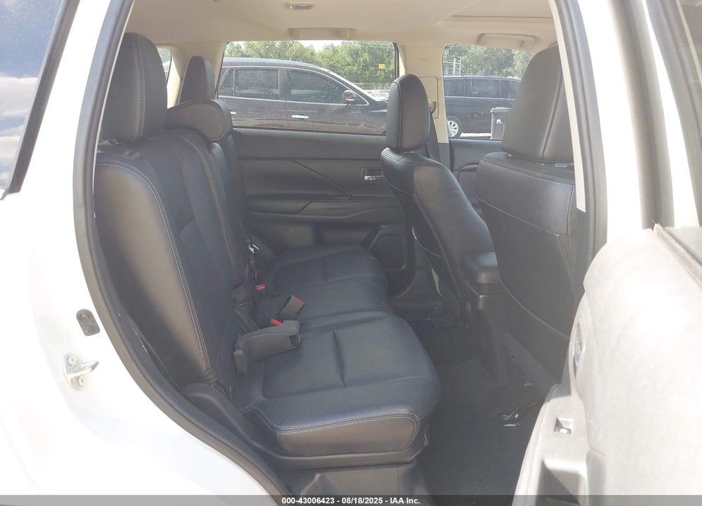 2018 MITSUBISHI OUTLANDER SEL VIN: JA4AZ3A39JZ050181