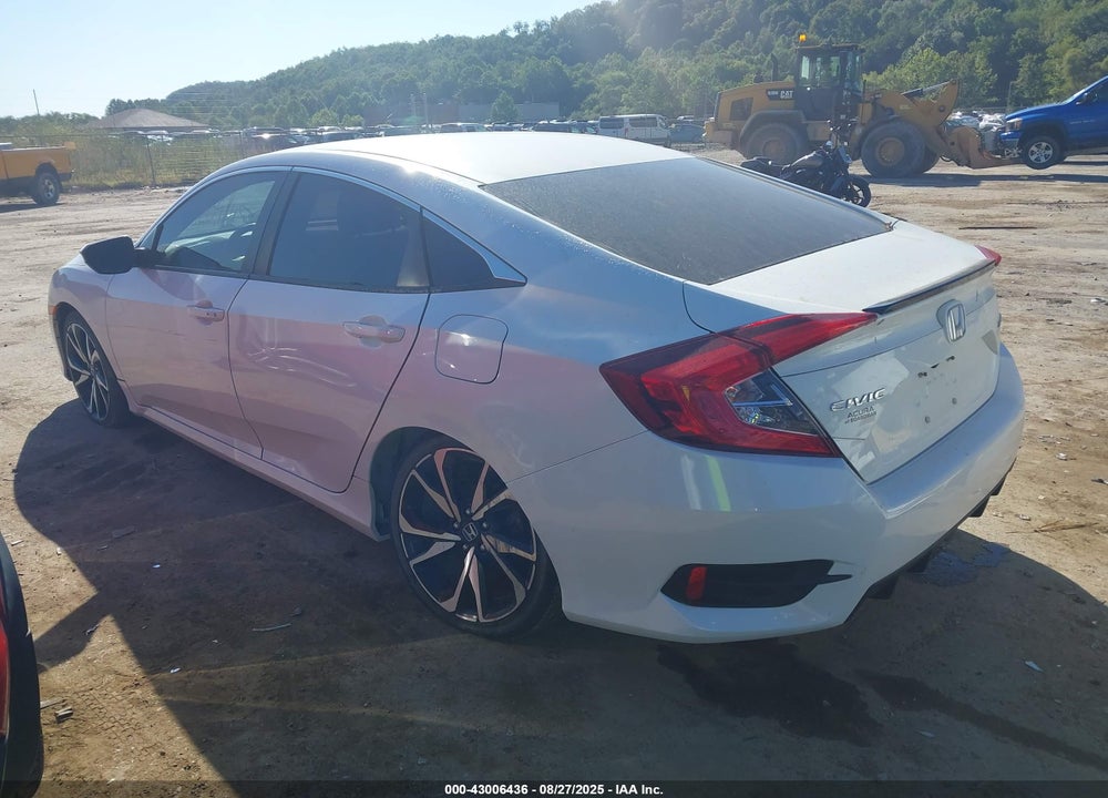2019 HONDA CIVIC VIN: 19XFC2F8XKE026657