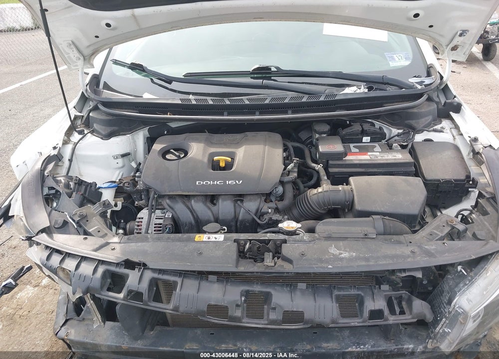 2017 KIA FORTE VIN: 3KPFK4A76HE057961