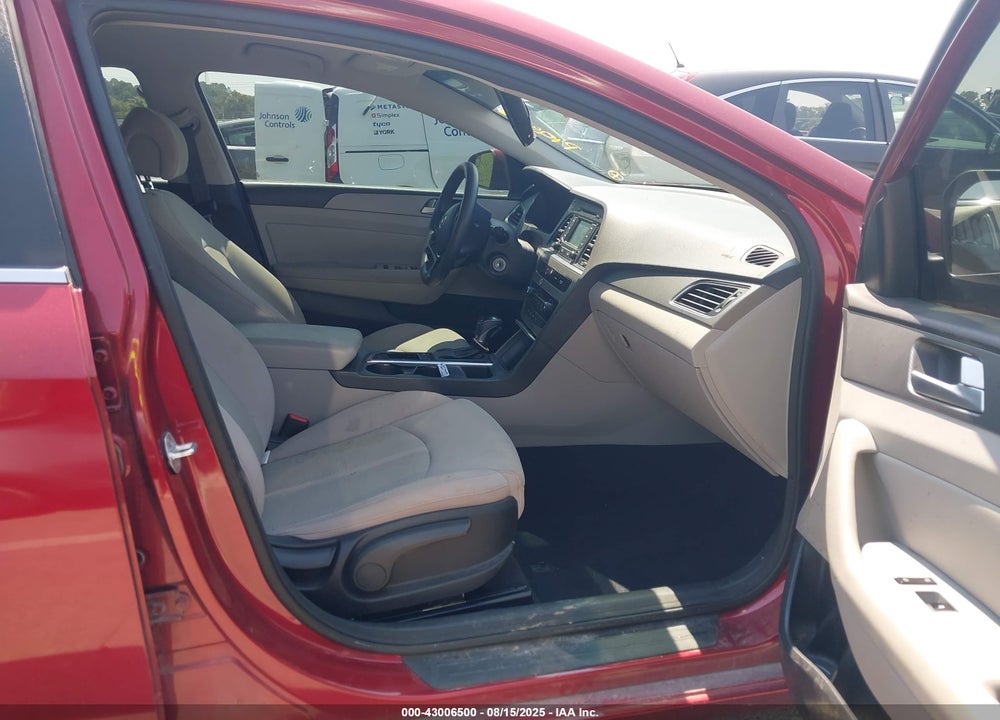 2015 HYUNDAI SONATA ECO VIN: 5NPE24AA2FH144224