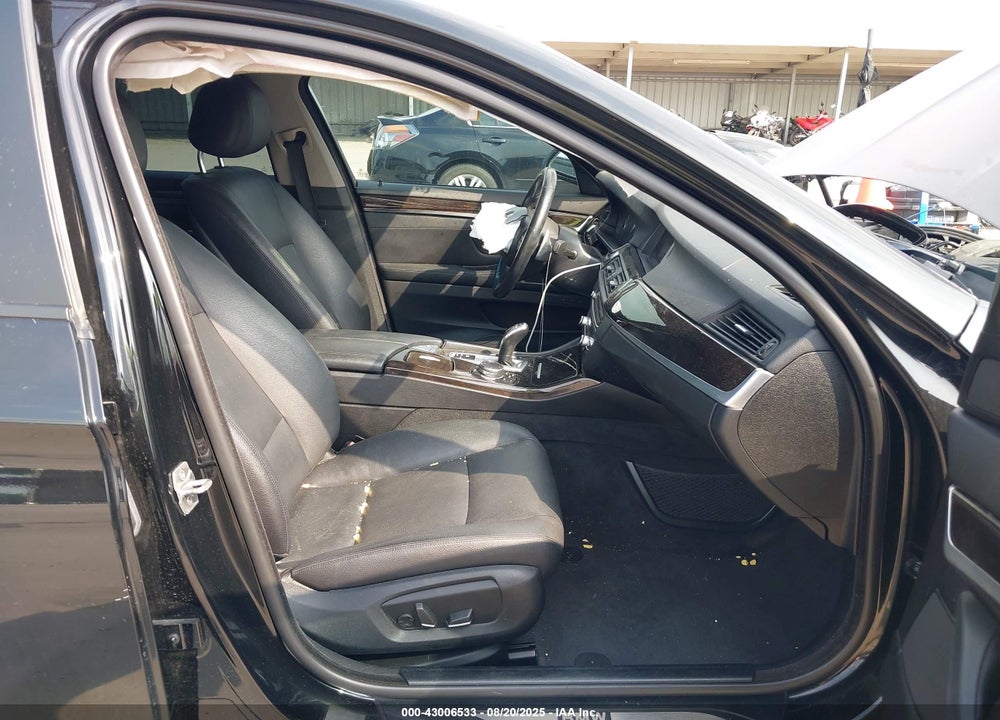 2016 BMW 5 SERIES VIN: WBA5B1C58GG134153