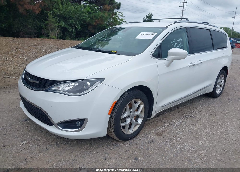 2017 CHRYSLER PACIFICA TOURING L PLUS VIN: 2C4RC1EG9HR525893