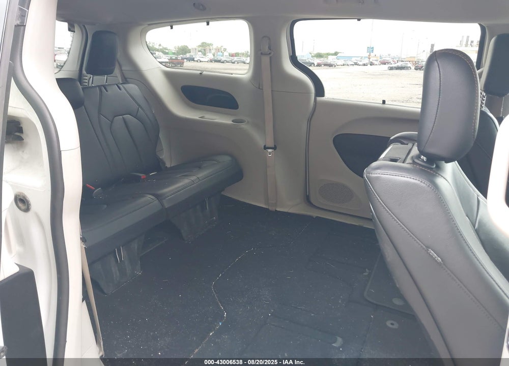 2017 CHRYSLER PACIFICA TOURING L PLUS VIN: 2C4RC1EG9HR525893