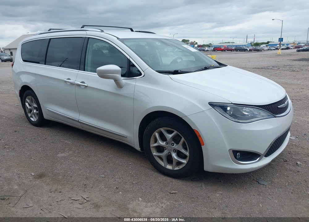 2017 CHRYSLER PACIFICA TOURING L PLUS VIN: 2C4RC1EG9HR525893