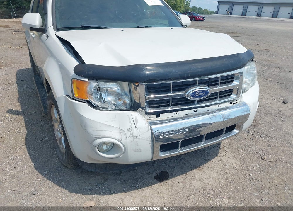 2011 FORD ESCAPE VIN: 1FMCU9EG6BKB64447
