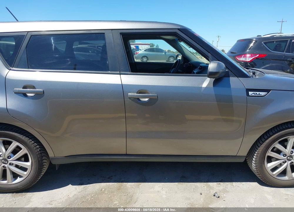 2018 KIA SOUL VIN: KNDJP3A57J7531877