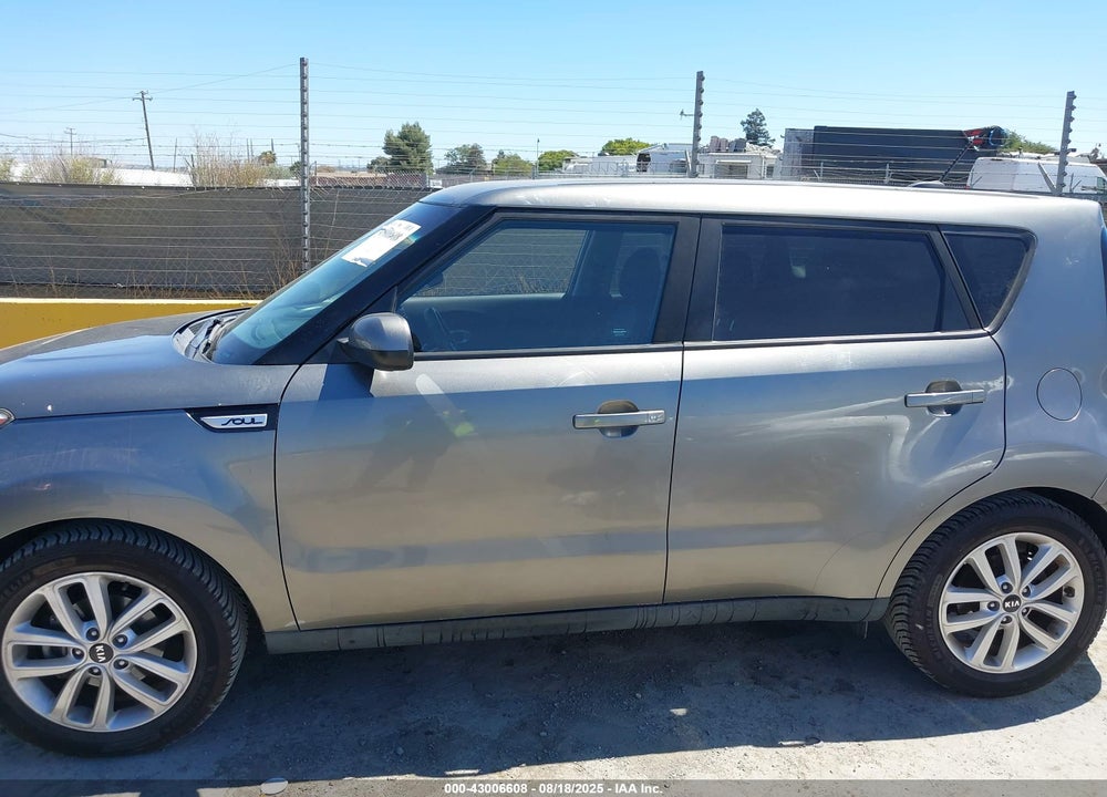 2018 KIA SOUL VIN: KNDJP3A57J7531877