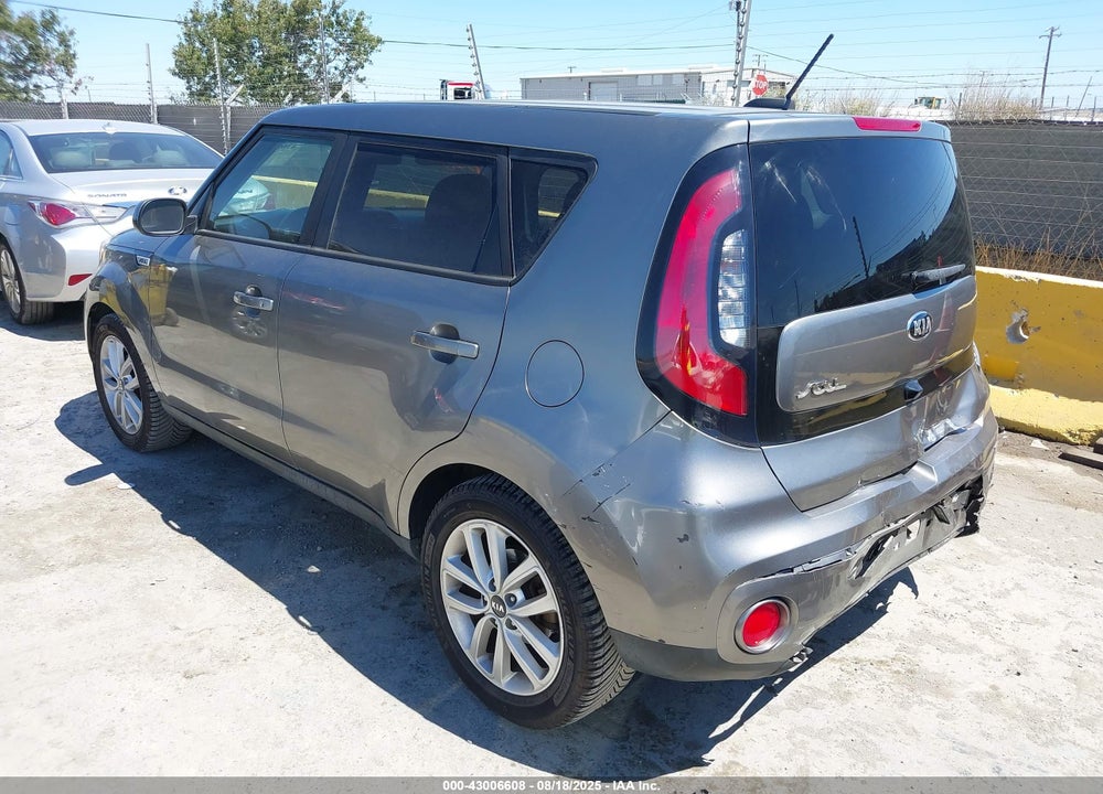 2018 KIA SOUL VIN: KNDJP3A57J7531877