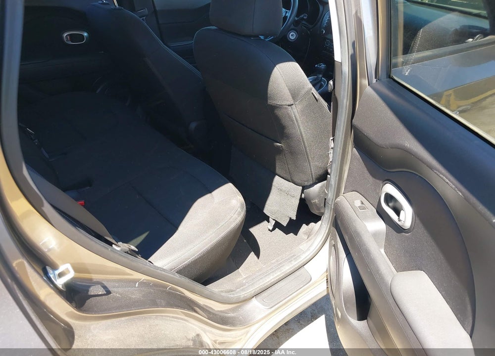 2018 KIA SOUL VIN: KNDJP3A57J7531877