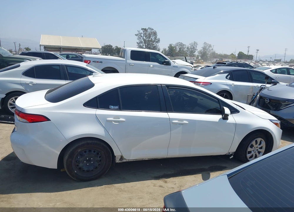 2023 TOYOTA COROLLA VIN: JTDBCMFE4PJ013008