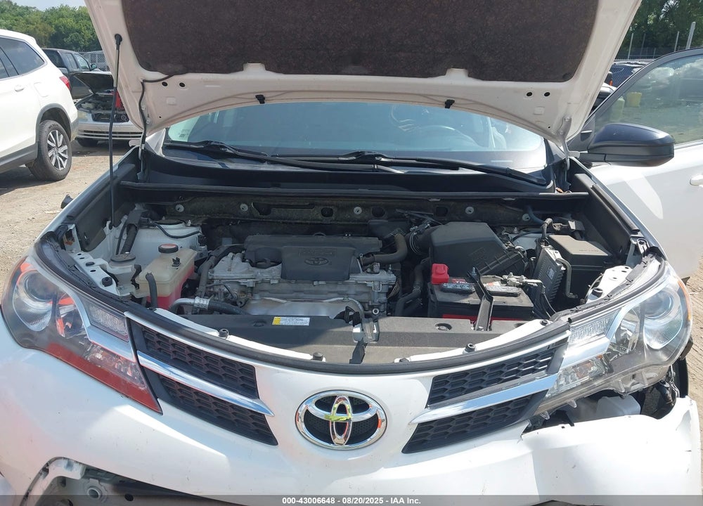 2015 TOYOTA RAV4 VIN: JTMZFREV1FJ055817