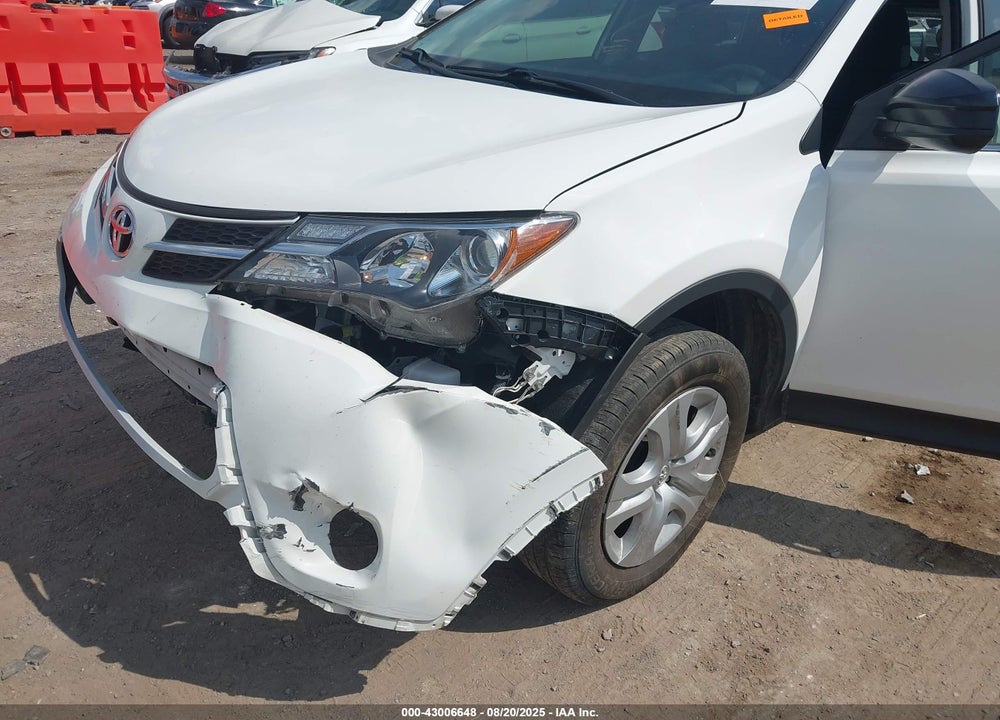 2015 TOYOTA RAV4 VIN: JTMZFREV1FJ055817