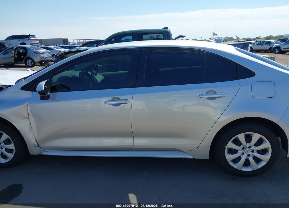 2021 TOYOTA COROLLA LE VIN: JTDEPMAE3MJ135590