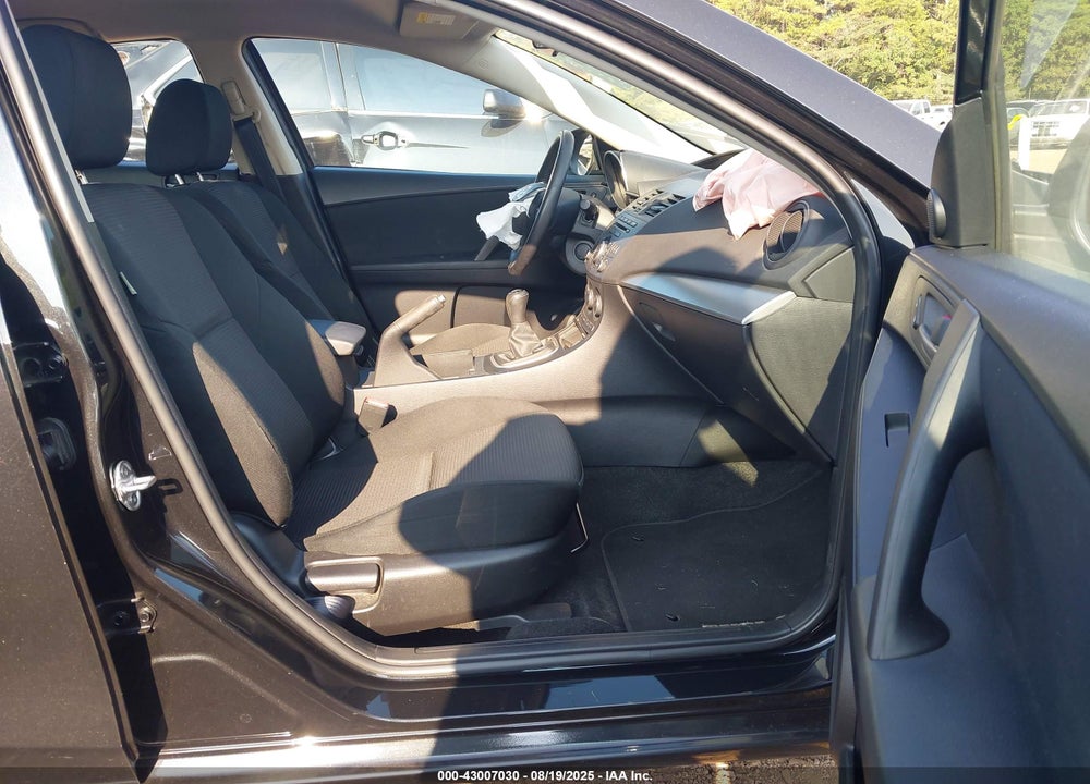 2013 MAZDA 3 VIN: JM1BL1L7XD1746468