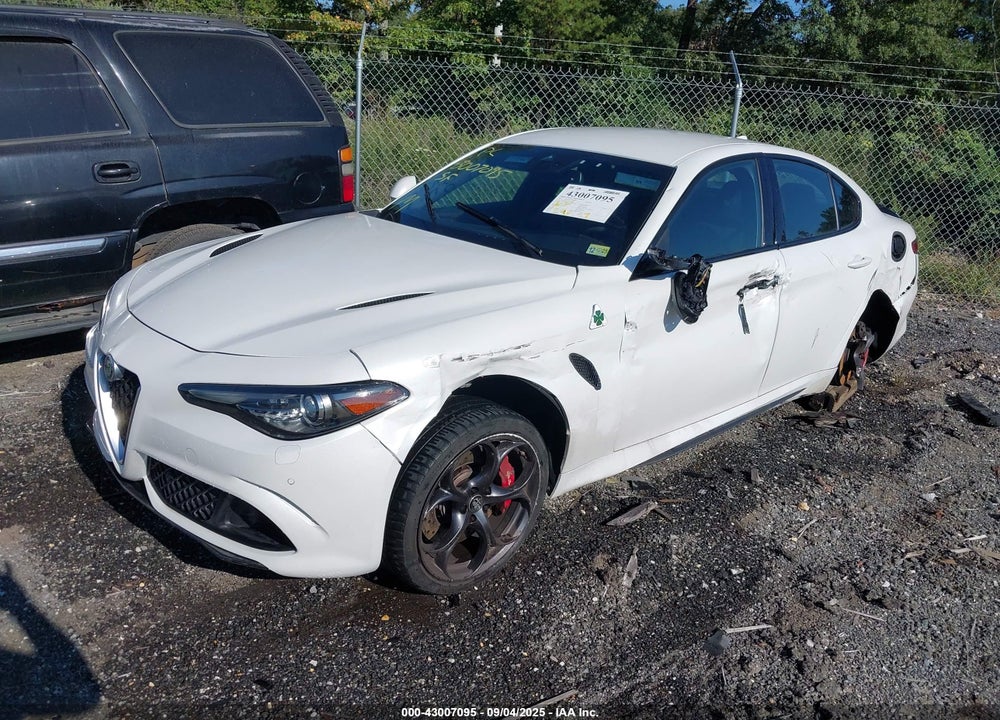 2017 ALFA ROMEO GIULIA QUADRIFOGLIO RWD VIN: ZARFAEAVXH7560583