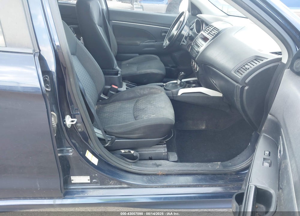 2011 MITSUBISHI OUTLANDER SPORT VIN: JA4AR4AU7BZ020578