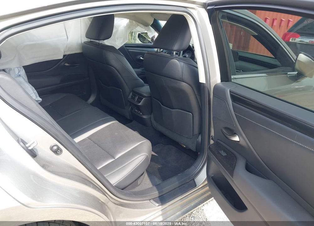 2020 LEXUS ES 300H VIN: 58AC21B13LU007450