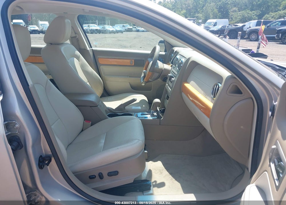 2009 LINCOLN MKZ VIN: 3LNHM28T89R626289