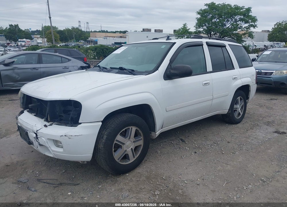 2008 CHEVROLET TRAILBLAZER LT VIN: 1GNDT13S482152009