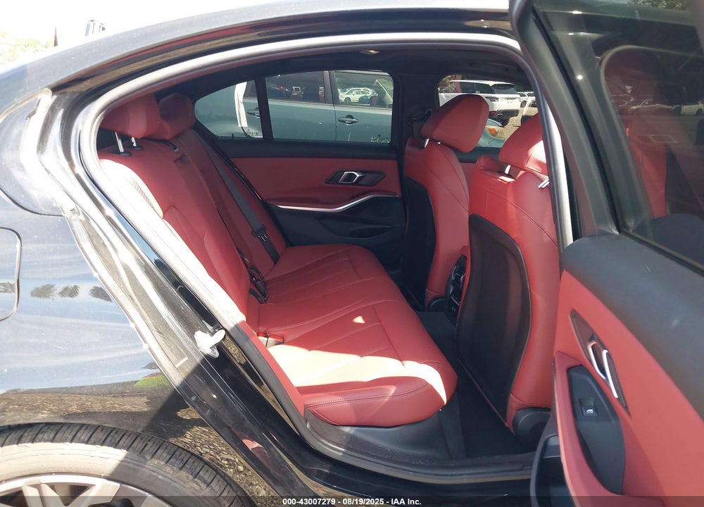 2025 BMW 3 SERIES 330I XDRIVE VIN: 3MW89CW0XS8F28698