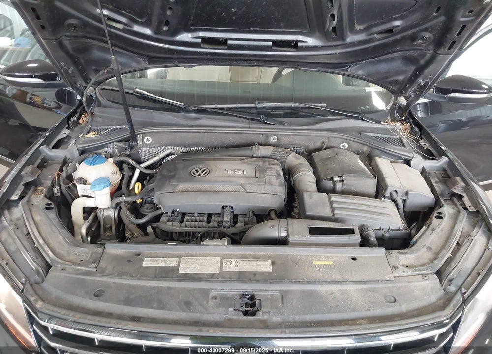 2017 VOLKSWAGEN PASSAT VIN: 1VWDT7A38HC063106