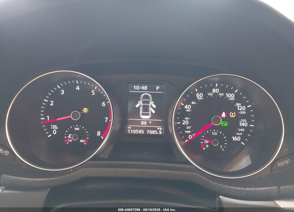 2017 VOLKSWAGEN PASSAT VIN: 1VWDT7A38HC063106