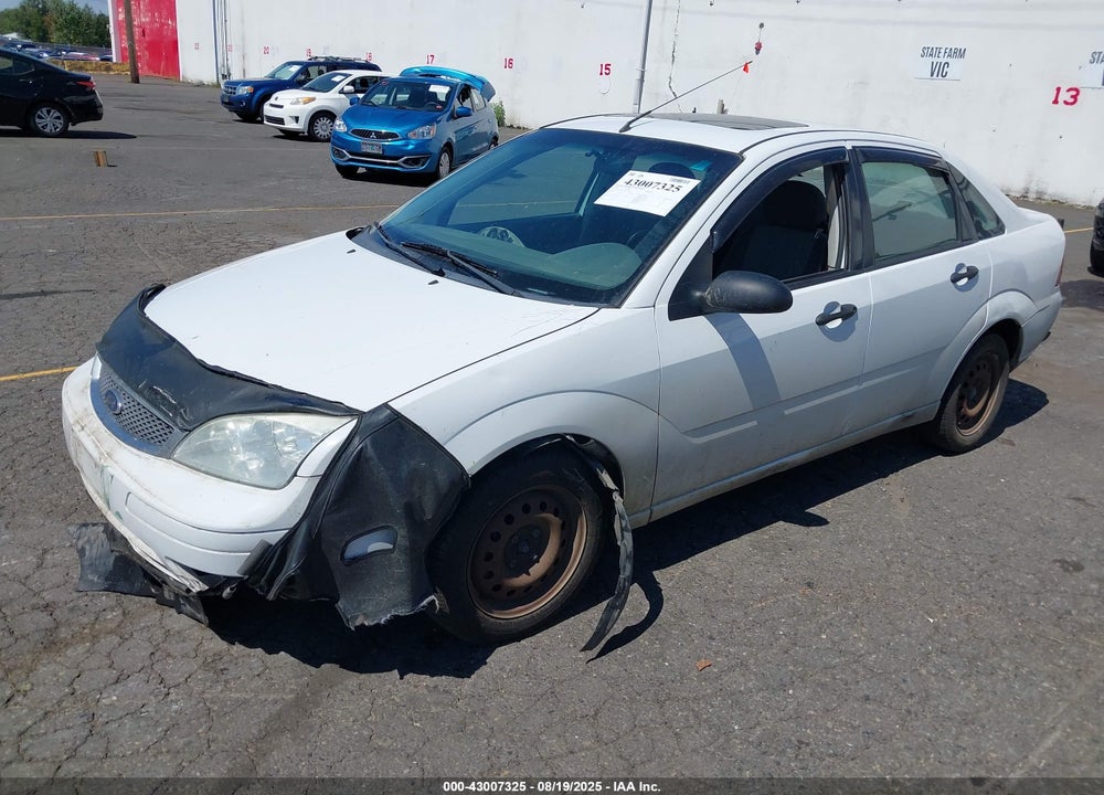 2005 FORD FOCUS ZX4 VIN: 1FAFP34N05W237661