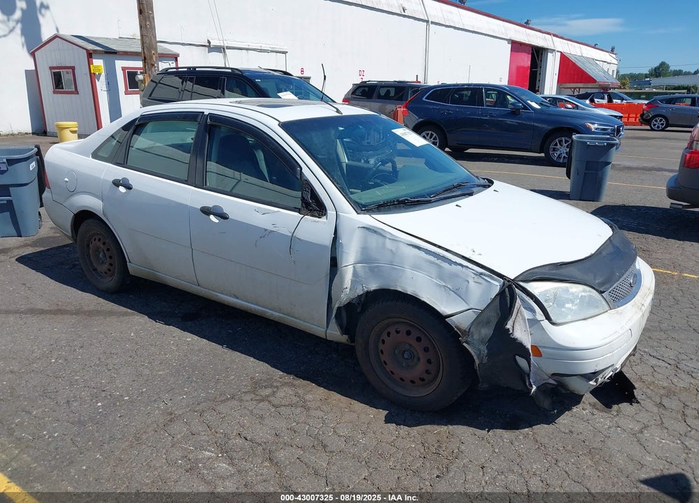 2005 FORD FOCUS ZX4 VIN: 1FAFP34N05W237661