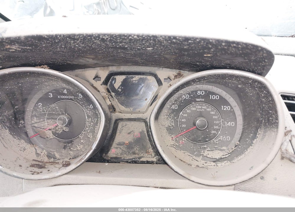 2016 HYUNDAI ELANTRA VIN: KMHDH4AE0GU575628