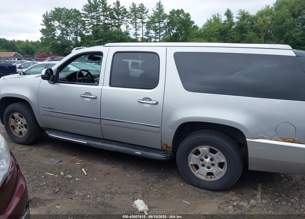2011 GMC YUKON XL VIN: 1GKS2MEF5BR186743