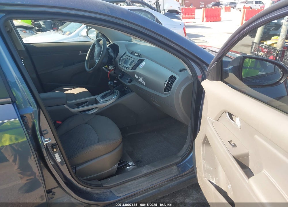 2016 KIA SPORTAGE LX VIN: KNDPB3AC8G7799028