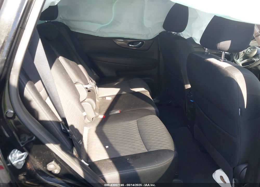 2019 NISSAN ROGUE SV VIN: JN8AT2MT0KW263119