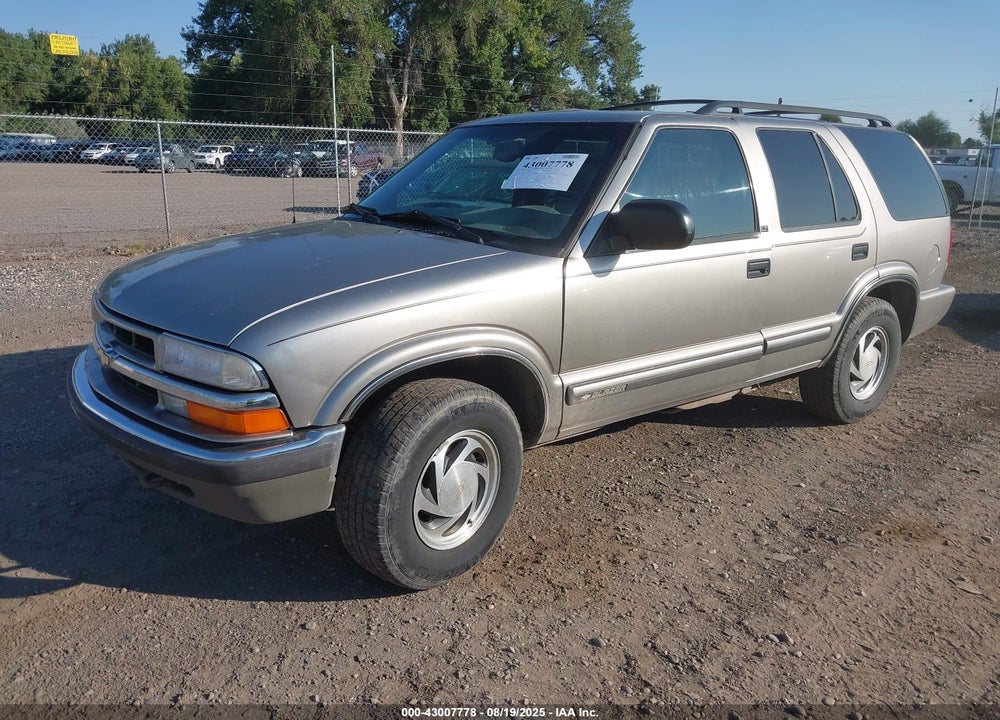2001 CHEVROLET BLAZER LT VIN: 1GNDT13WX12182320