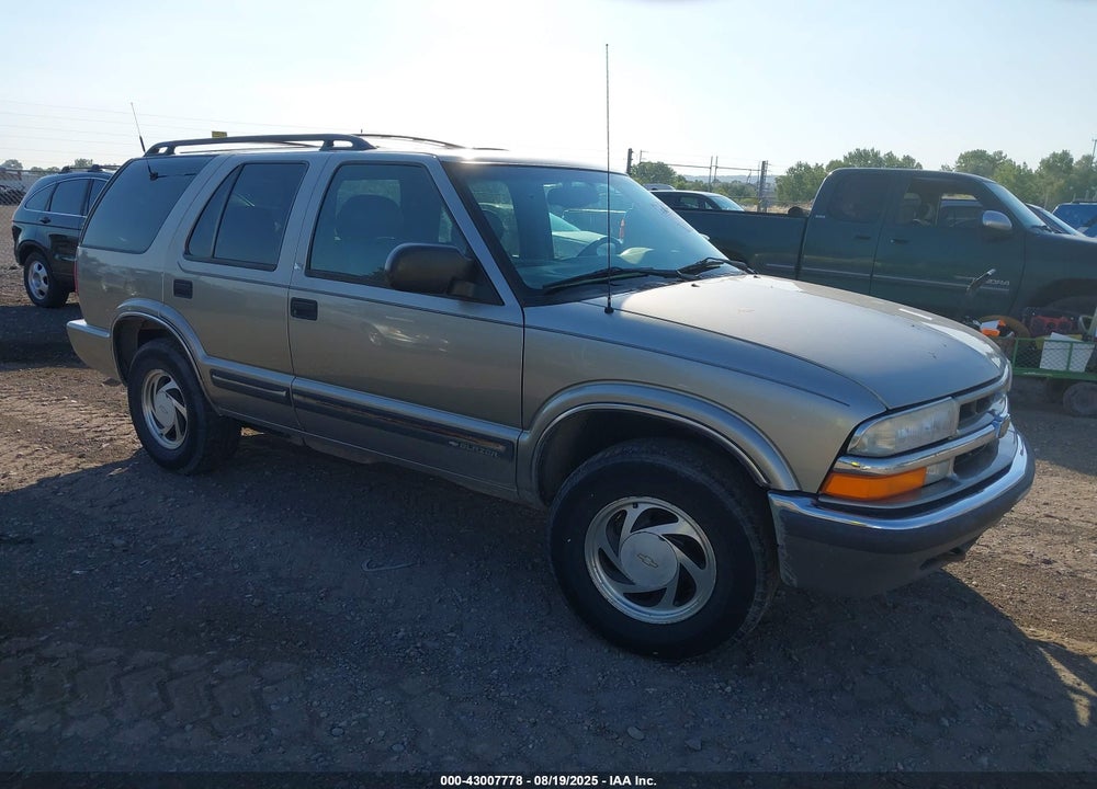 2001 CHEVROLET BLAZER LT VIN: 1GNDT13WX12182320