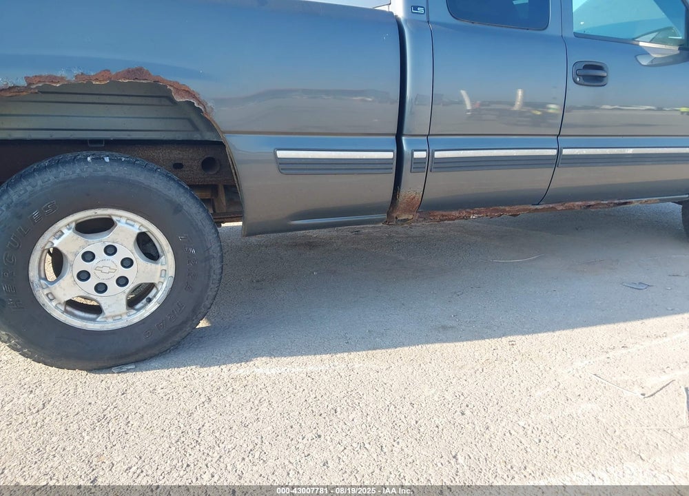 2002 CHEVROLET SILVERADO 1500 LS VIN: 2GCEK19TX21169954