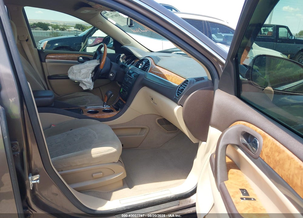 2011 BUICK ENCLAVE VIN: 5GAKVAED0BJ344521