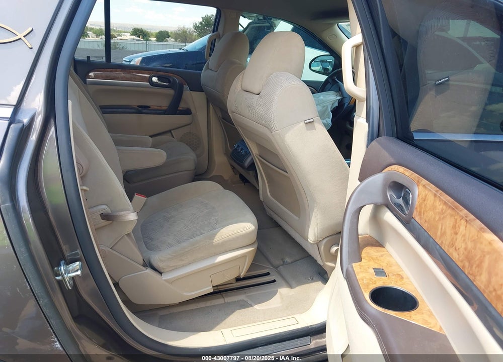 2011 BUICK ENCLAVE VIN: 5GAKVAED0BJ344521