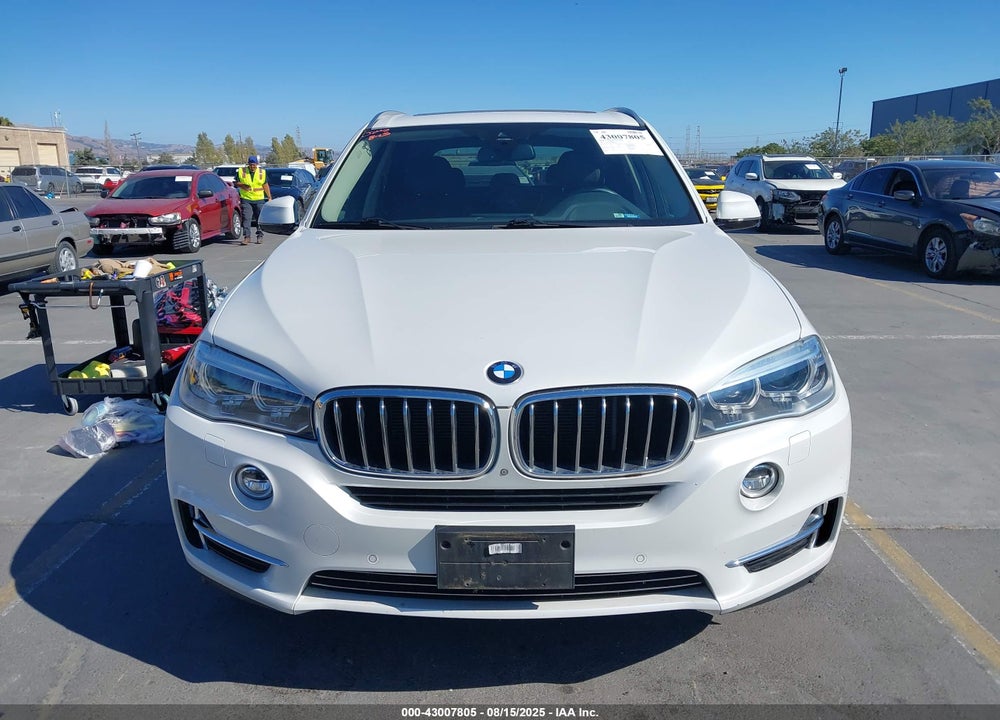 2016 BMW X5 VIN: 5UXKR0C52G0S87968