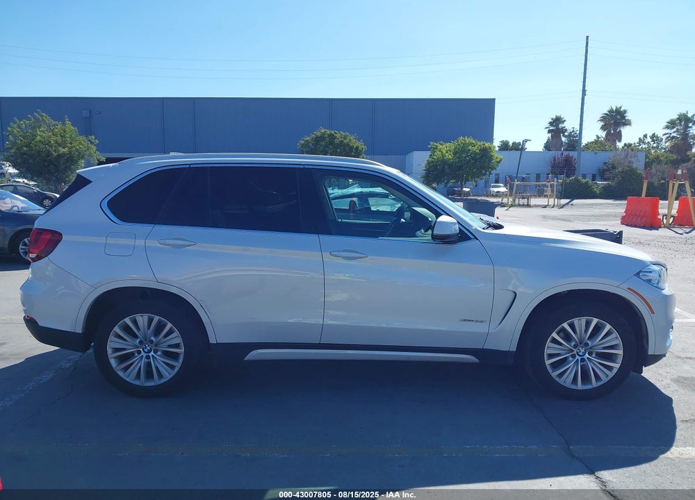 2016 BMW X5 VIN: 5UXKR0C52G0S87968