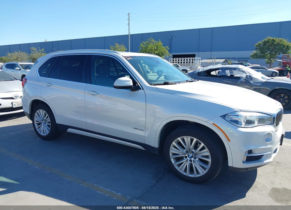 2016 BMW X5 VIN: 5UXKR0C52G0S87968